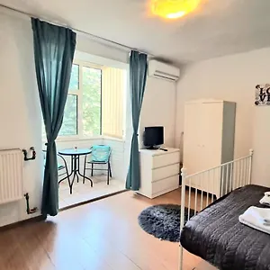 Inchiriez Garsoniera In Regim Hotelier Unirii Apartamento
